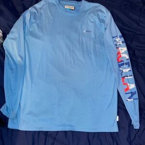 Magellan Outdoors Blue Long Sleeve Tee
